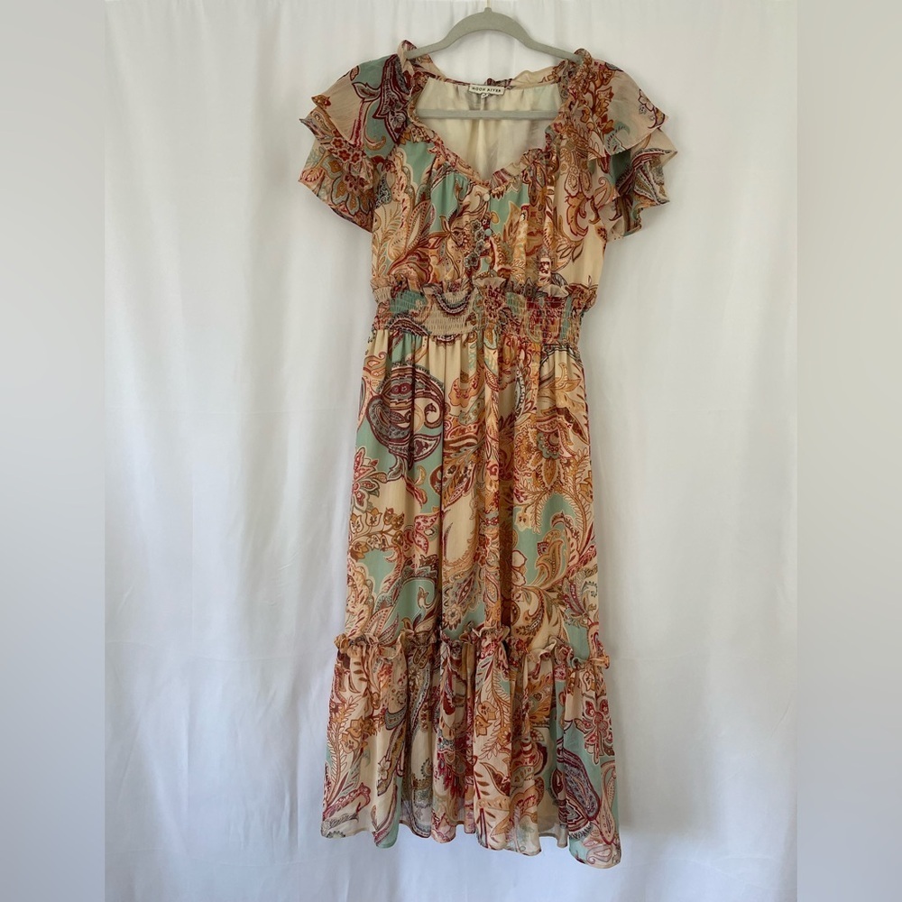Moon River Women’s Dress Small Lined Midi Ruffles At Sleeves And Hem